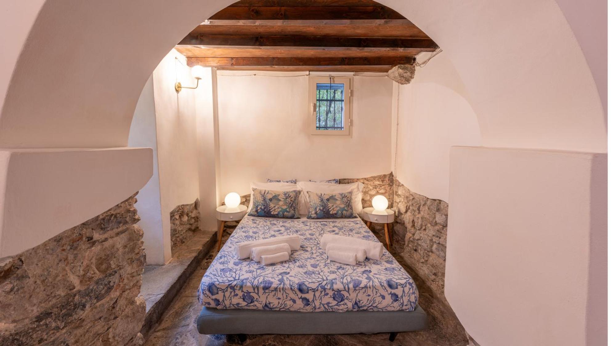 Biassa La Casa Delle Pietre Parlanti - Casa In Pietra Ai Piedi Del Parco Delle 5 Terre Bed & Breakfast エクステリア 写真